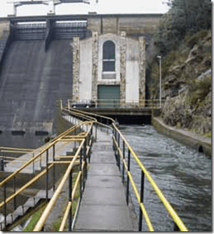 Central Hidroeléctrica Tambre III / La Coruña, España / 2002